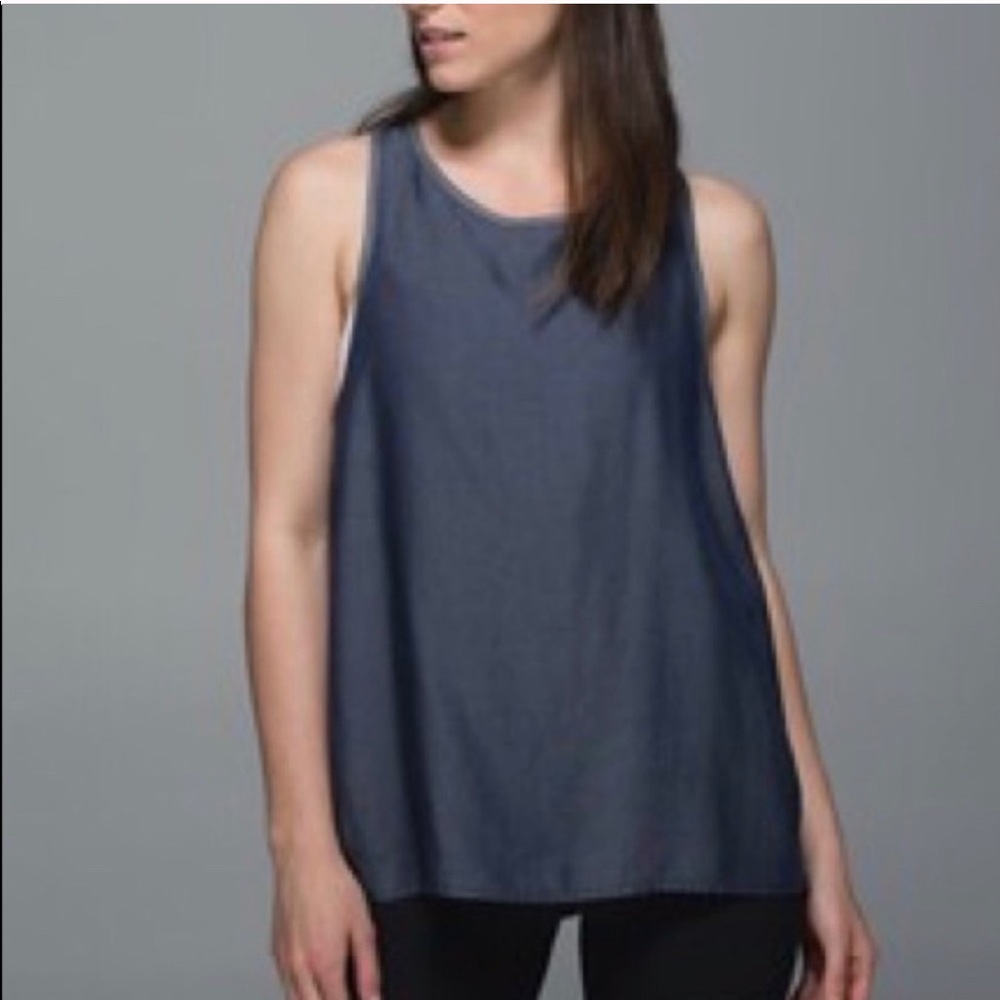 Lululemon Split Back Chambray Tank - image 3